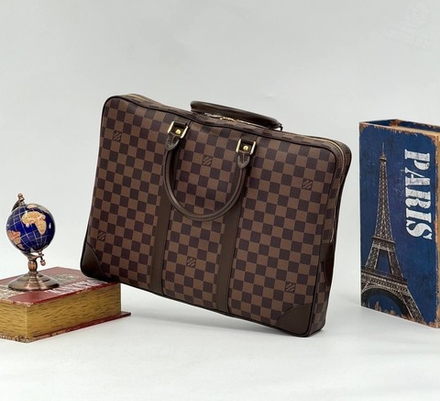 Портфель Louis Vuitton