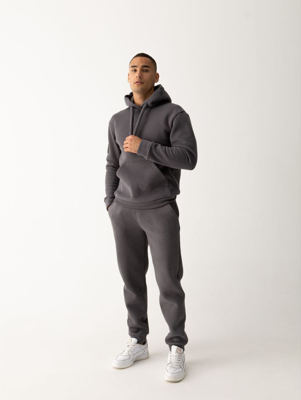 Костюм мужской спортивный теплый. Графит