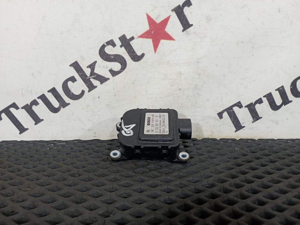 Моторчик заслонки отопителя