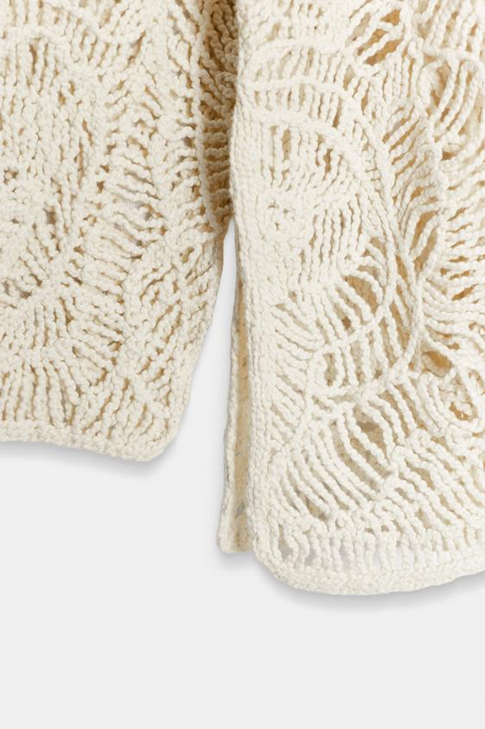 ZARA АЖУРНОЕ ТРИКОТАЖНОЕ ПЛАТЬЕ С КИСТОЧКАМИ, ЭКРЮ