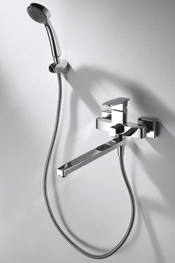 Смеситель для ванны с длинным изливом и душевой лейкой Bravat Riffle F672106C-B