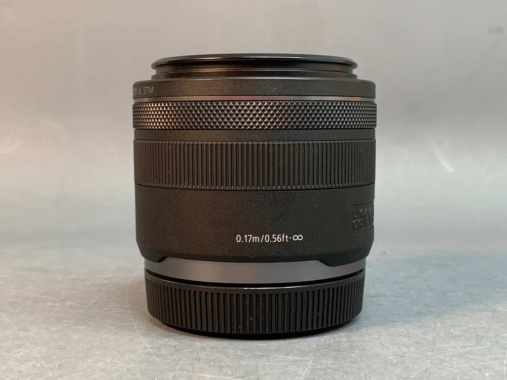 Canon RF 35mm 1.8 Macro IS STM