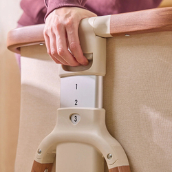 Колыбель приставная Tutti Bambini CoZee c колёсами GTD Scandinavian Walnut/Ecru