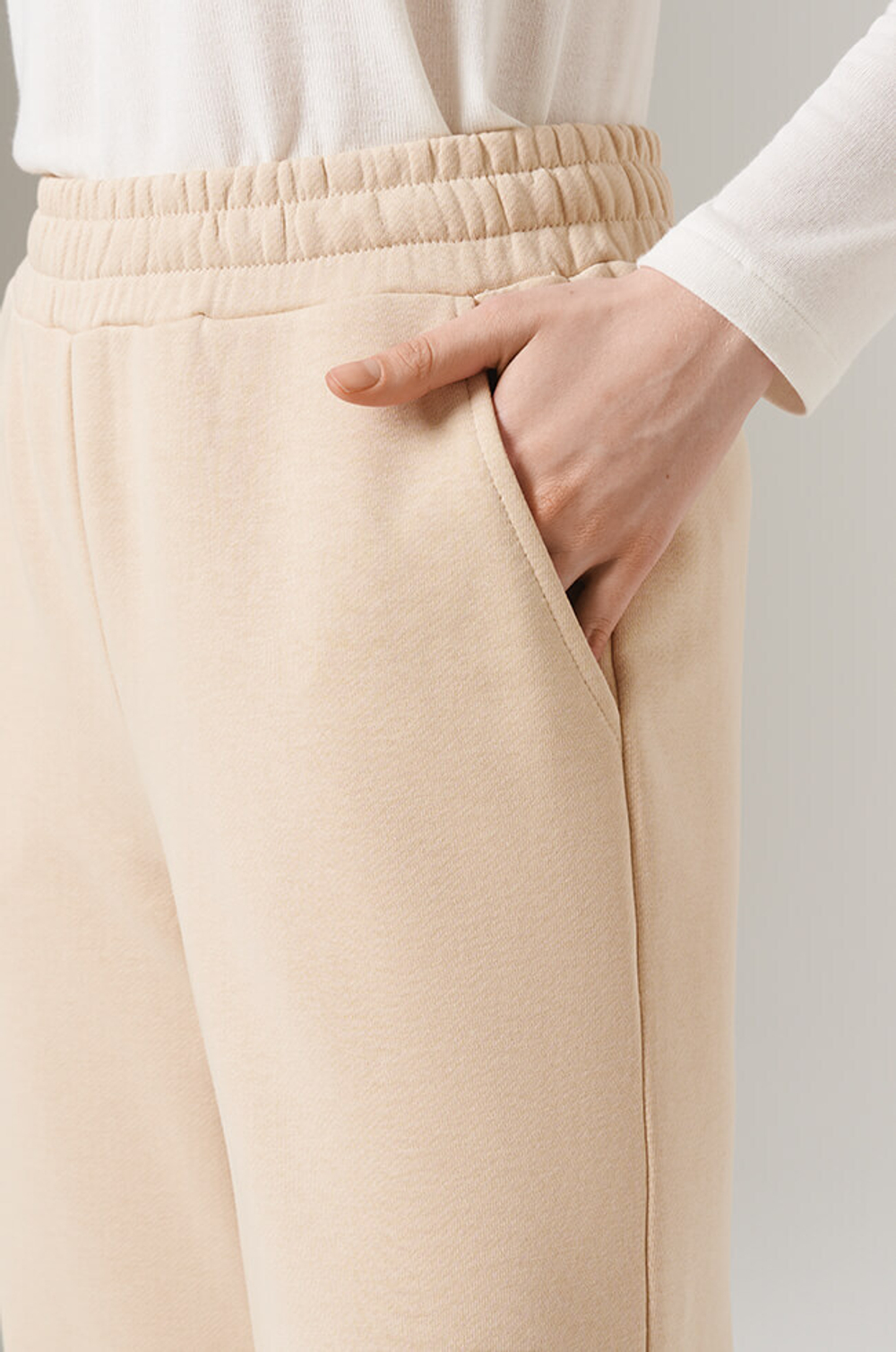 31104 Брюки женские (бежевый)