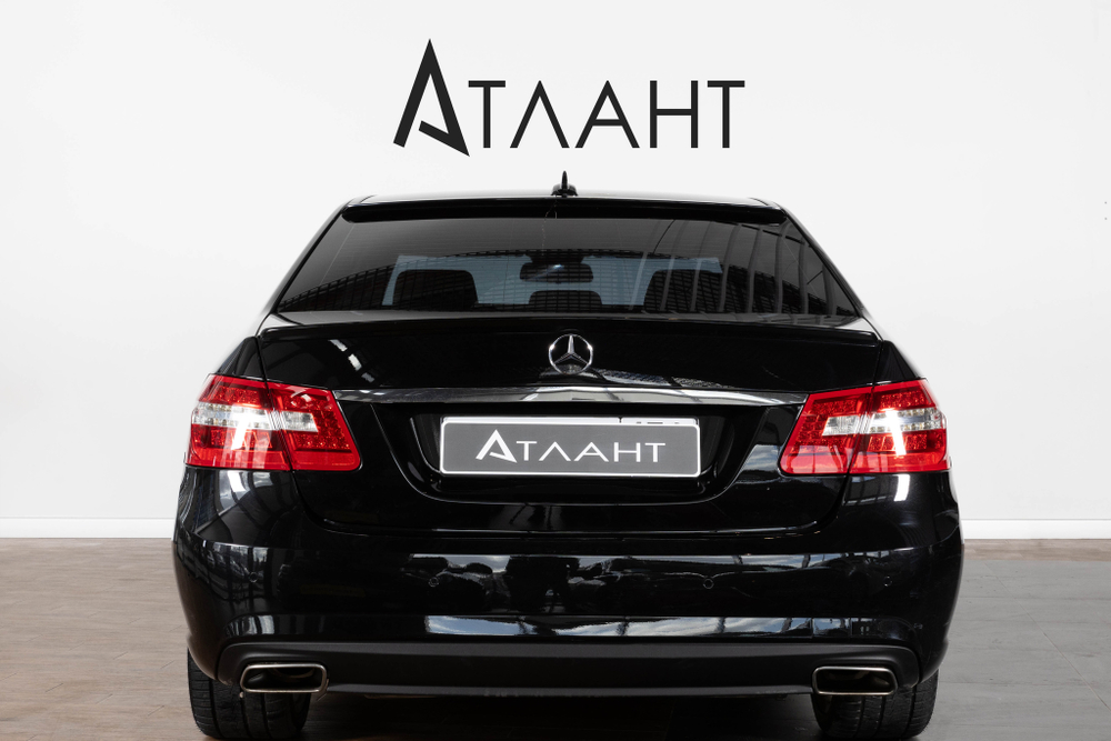 Mercedes-Benz E-Class, 2012 год