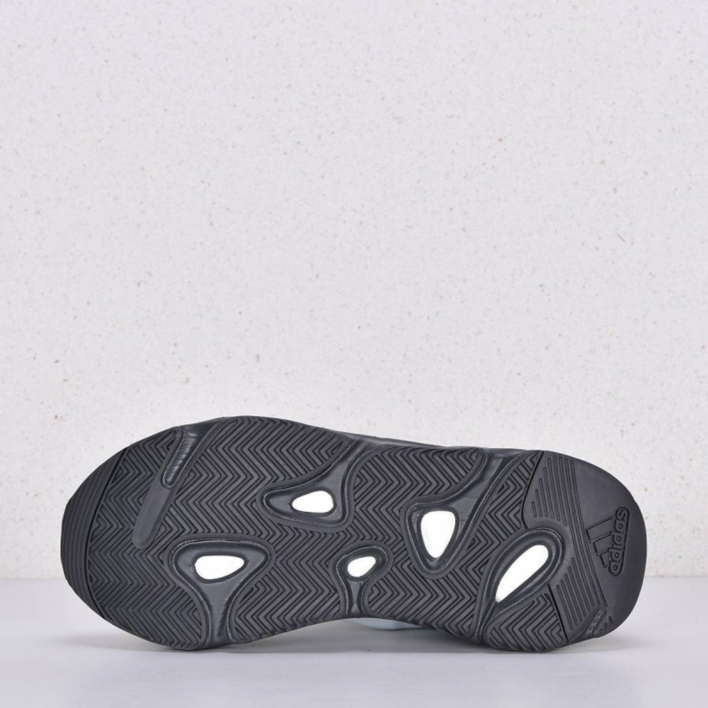 Кроссовки Adidas Yeezy Boost 700 арт 3868