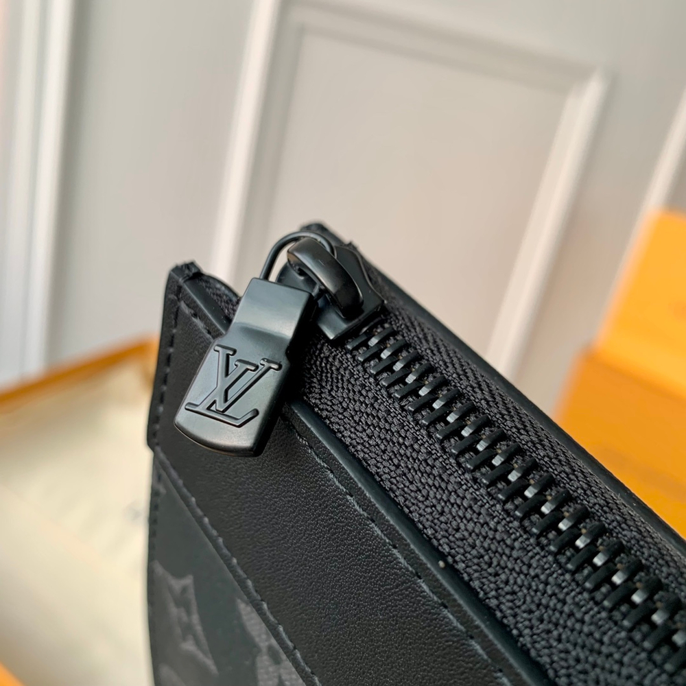 Louis Vuitton Pochette Jour
