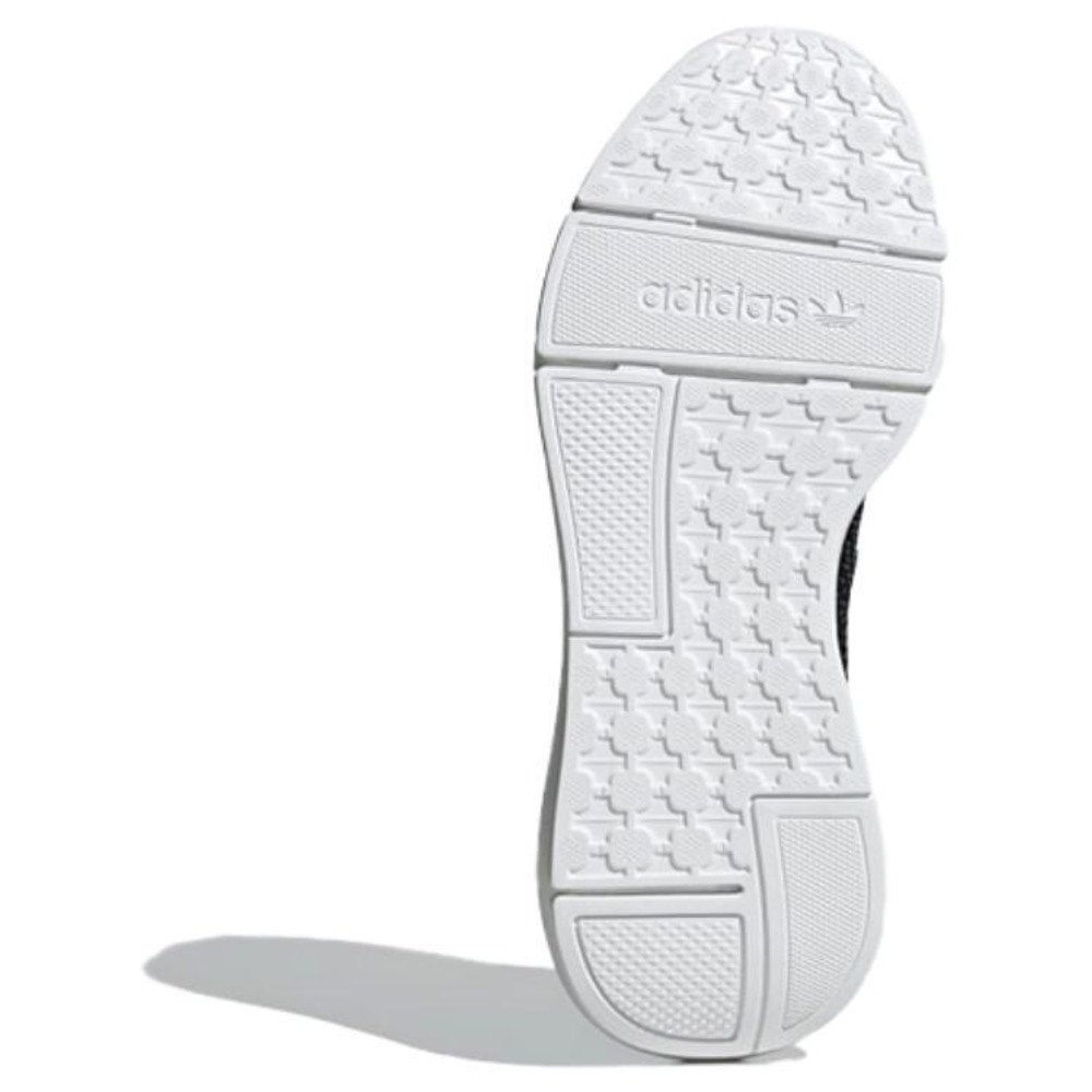 Кроссовки Adidas Originals Swift Run 22 (Женская размерная сетка)