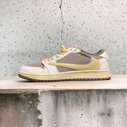 Nike Air Jordan 1 Low x Travis Scott • Reverse Mocha