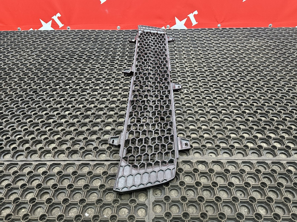 Решетка радиатора