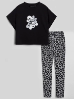 Костюм для девочки осенний футболка и леггинсы