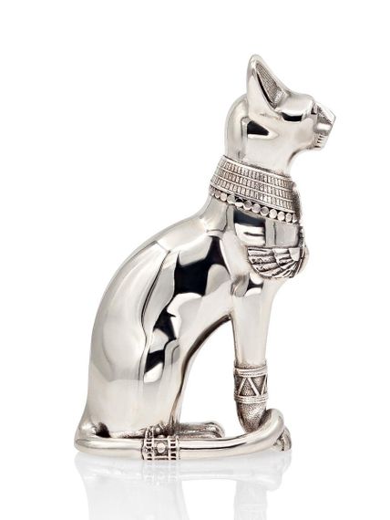 Изображение кошка Бастет статуэтка из серебра 925 пробы, вид справа.