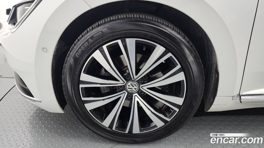 Volkswagen Arteon 2.0 TDI Premium (10.2019)
