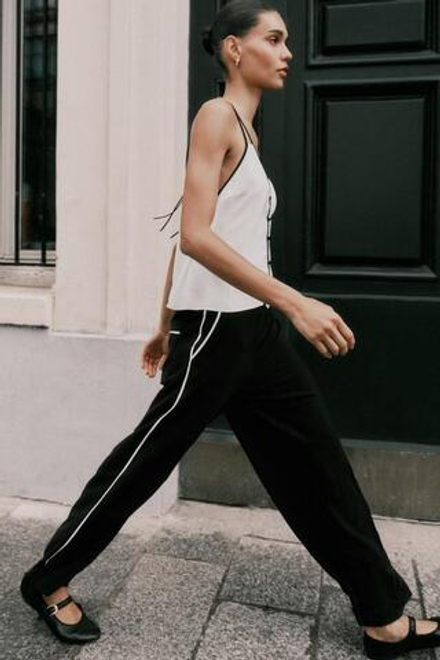 ZARA БРЮКИ С КОНТРАСТНОЙ ОТДЕЛКОЙ, ЧЕРНЫЙ