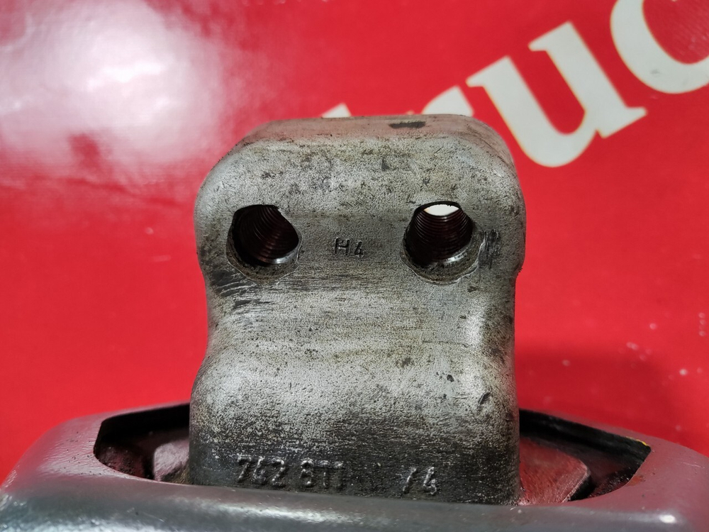 Подушка двигателя задняя