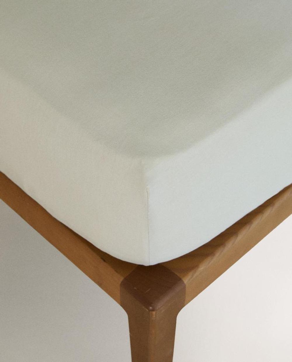 ZARA HOME ДЕТСКАЯ ПРОСТЫНЯ ИЗ ХЛОПКА НА РЕЗИНКЕ, ЗЕЛЕНЫЙ