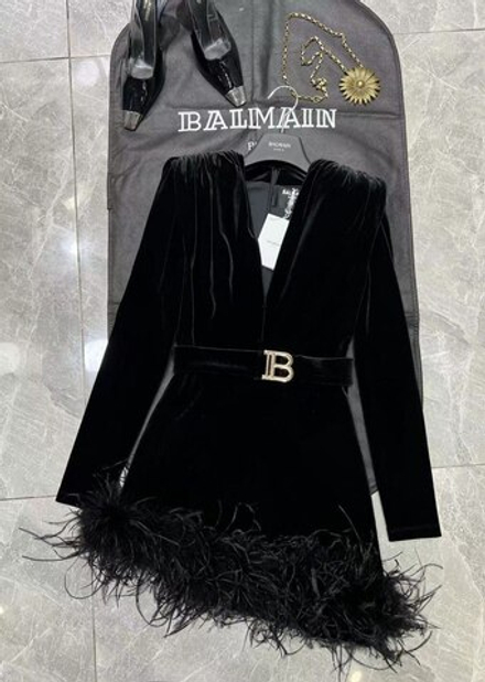 Платье Balmain