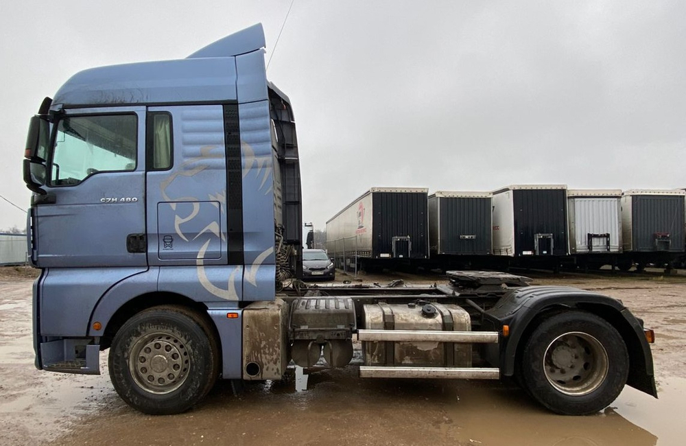 SITRAK C7H MAX 4x2 Седельный тягач ZZ4186V361HE (Дизельный, 12,4 л, 480 л.с., АТ)