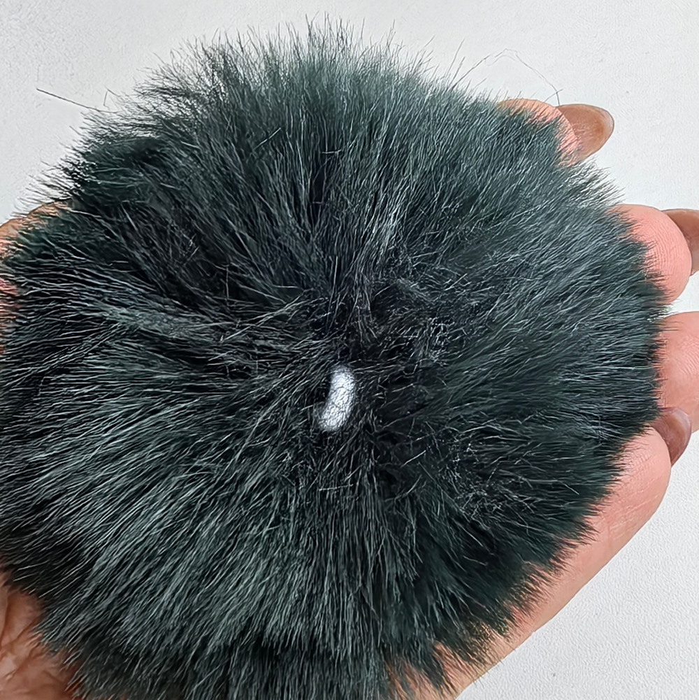 Помпон из искусственного меха "Малахит" d=7 см