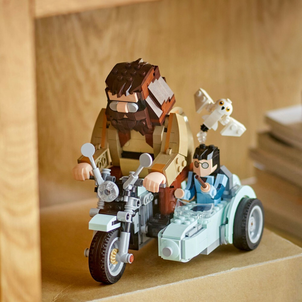 LEGO Гарри Поттер /Поездка Хагрида и Гарри на мотоцикле/ 76443