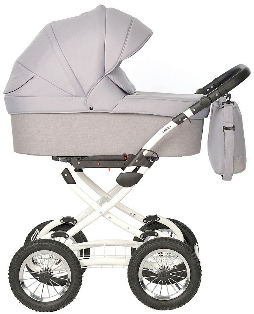Детская коляска Indigo Barbara 21 Classic 3 в 1 с автокреслом Avionaut Cosmo Ba04 св.серый