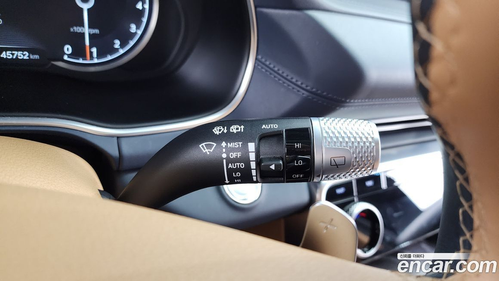 Genesis GV80 2.5T Бензин 2WD (08.2020)