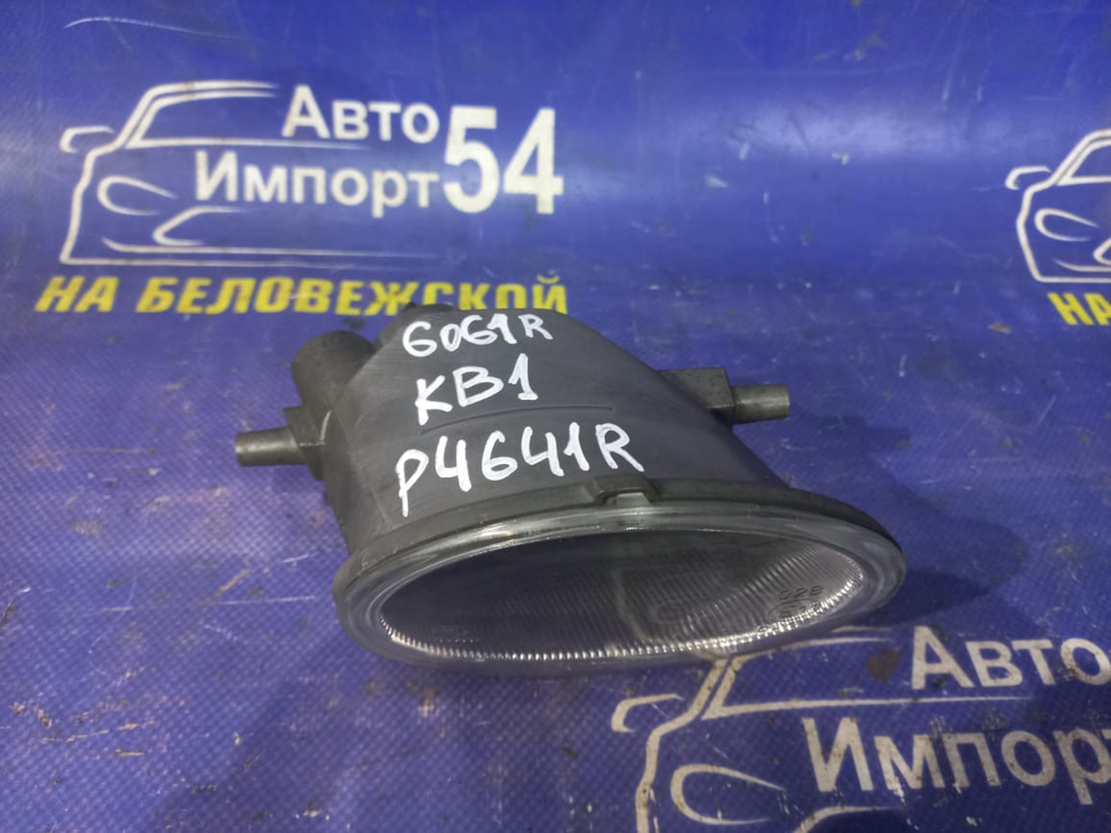 Туманка правая Honda LEGEND 2004-2008