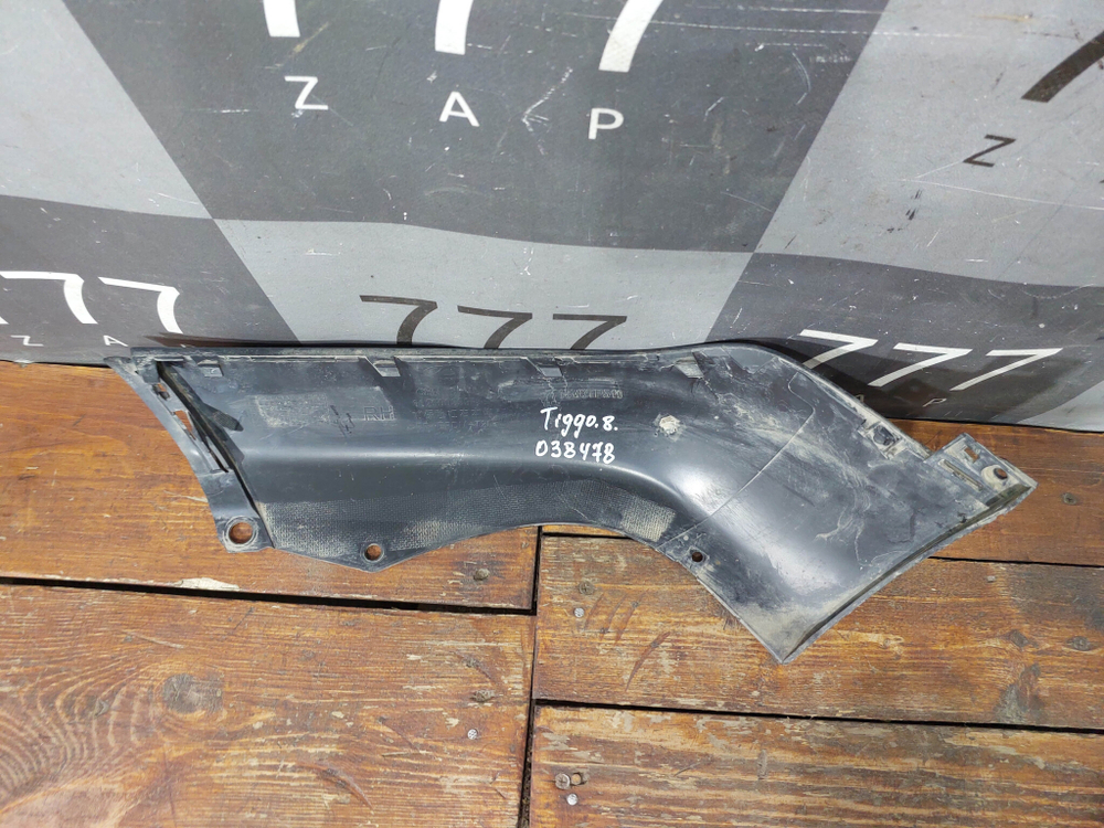 Накладка переднего бампера правая Chery Tiggo 8 18-нв Б/У Оригинал 602000399AA