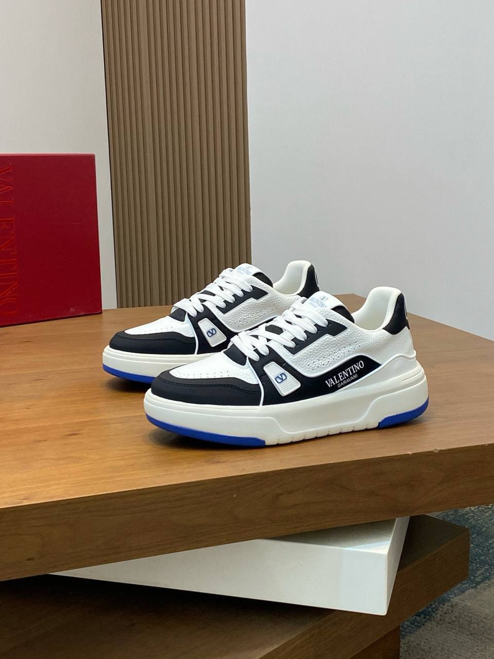 Кеды Valentino