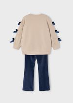 пуловер с брюками