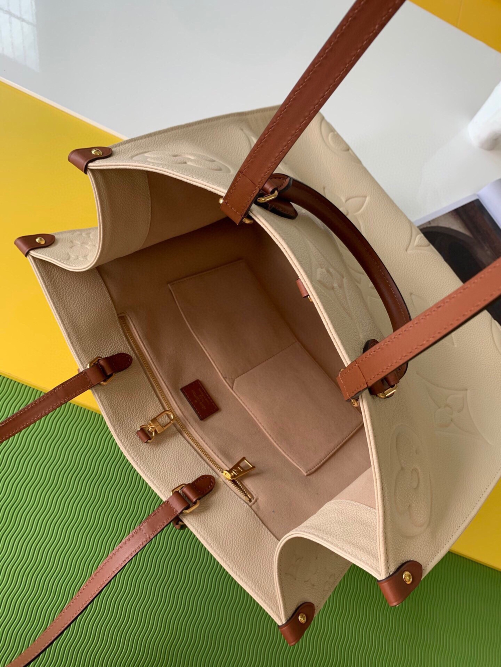 Louis Vuitton Onthego GM