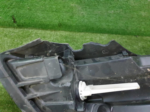 Битая Фара правая Hyundai Tucson 3 (2015-2018) LED