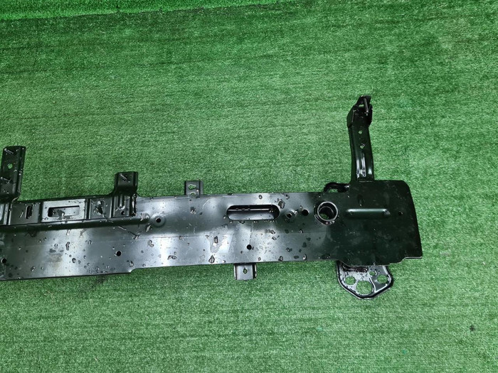 Усилитель передний Hyundai Santa Fe 4 TM (18-21)