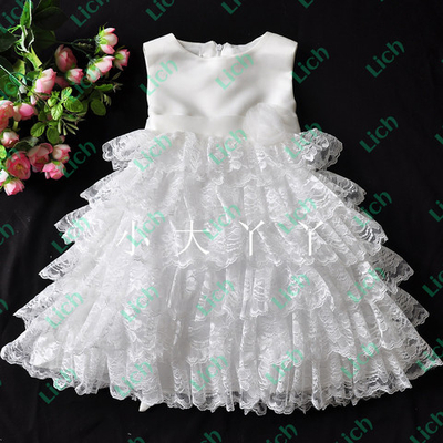 Платье детское из гипюра и атласа многослойное воздушное