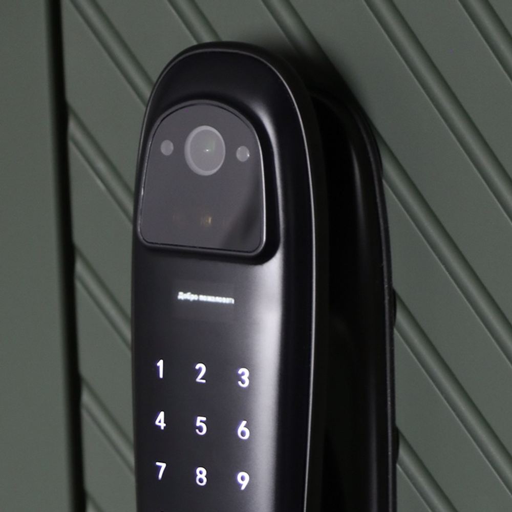 Стальная дверь "Vertu" с зеркалом (биометрический замок)