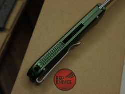 Нож Pro-Tech PDW Invictus Green - рукоять зеленая, серя кнопка и клинок