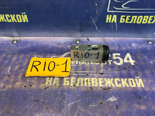 Клапан кондиционера Kia RIO 2004