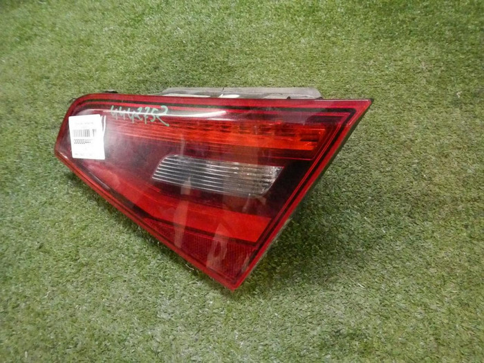 Фонарь правый внутренний Audi A3 3 8V (2012-2016) Sportback