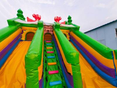 Коммерческий надувной батут «Лесная команда», 10*5*5 м