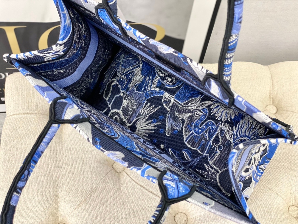 Christian Dior Book Tote 36 cm