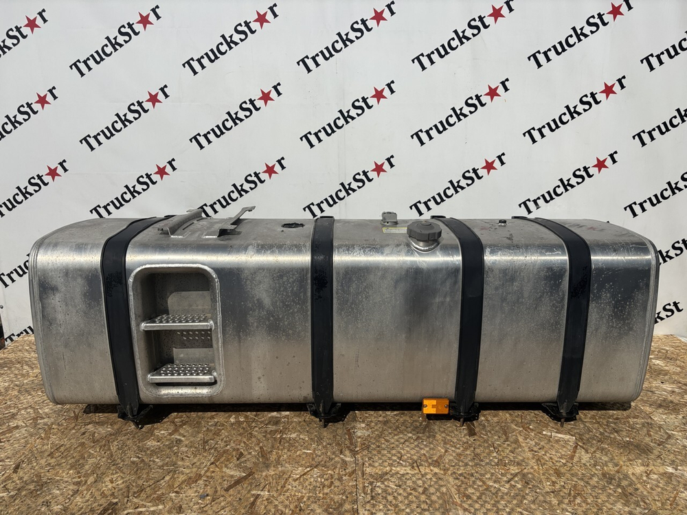 Бак топливный в сборе 700L 2023г.