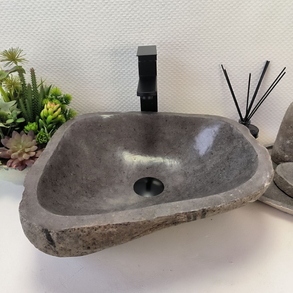 Раковина из речного камня RS-63341 (42*39*15) 0122