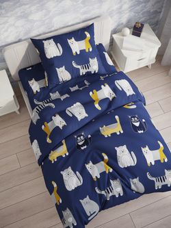 Постельное белье бязь Сказка "Котятки" 1,5-сп Наволочка 50х70 см 1 шт Простынь на резинке 90x200 см Пододеяльник 145x215 см