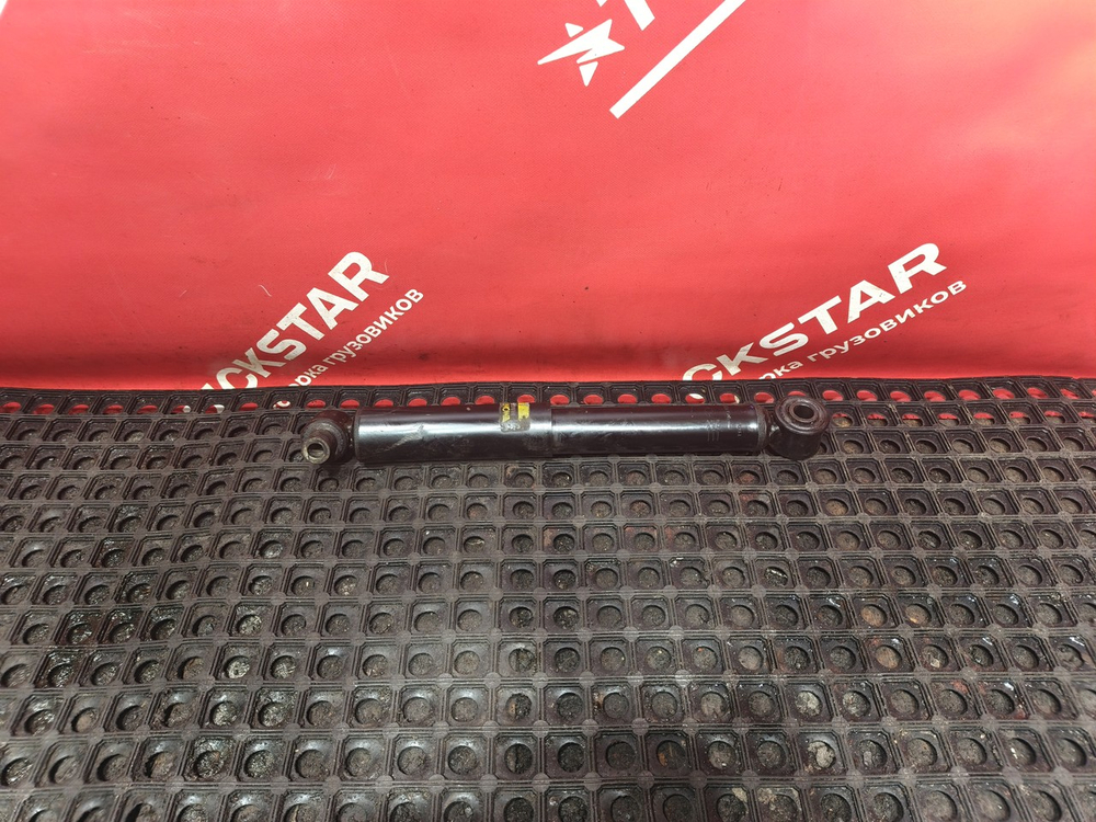 Амортизатор передний