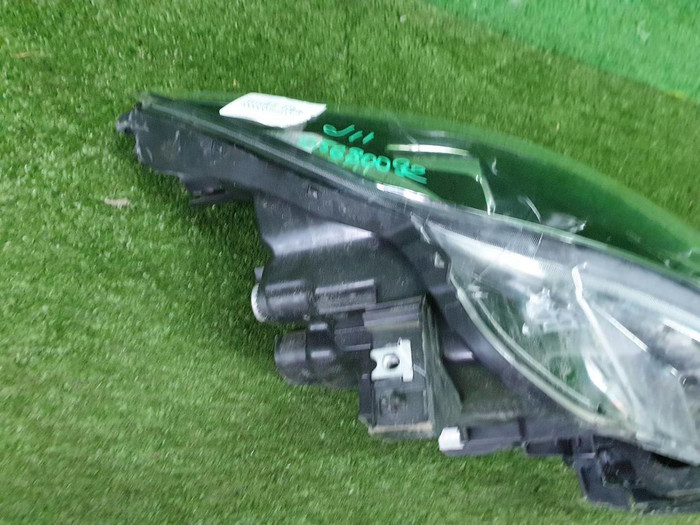 Фара правая Nissan Qashqai 2 j11 (17-23) галоген