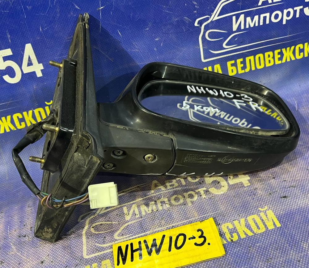 Зеркало правое TOYOTA PRIUS 2000