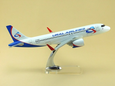 Модель самолета Airbus A320NEO (М1:100, Ural Airlines)