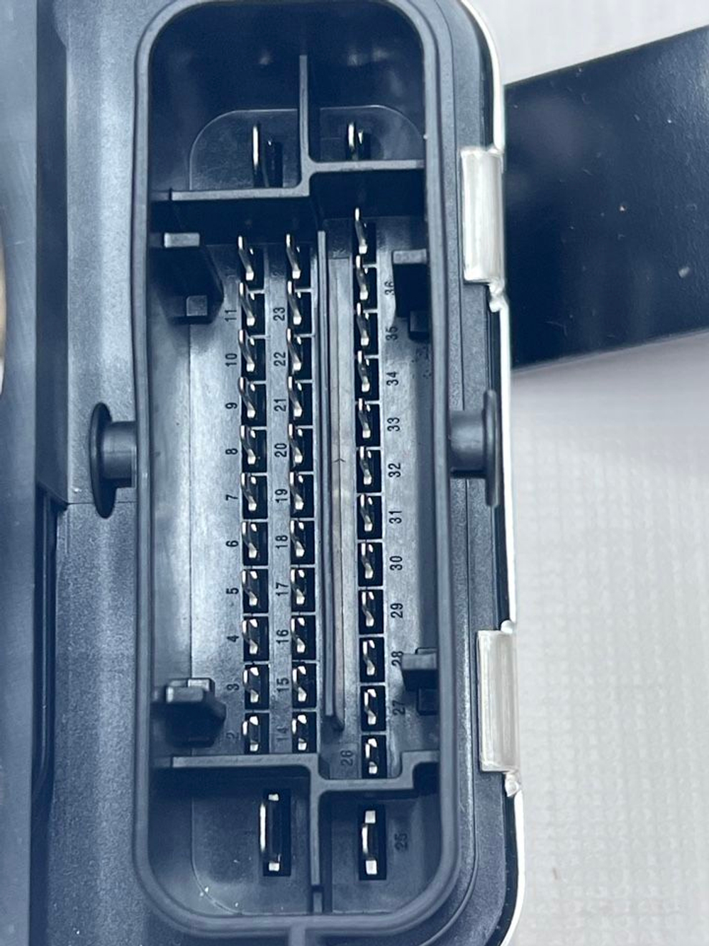 Блок ABS Mitsubishi OUtlander 3 4670B745. Оригинал.