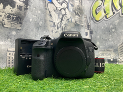 Canon EOS 7D 51.800 кадров