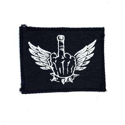 Нашивка Fuck с крыльями